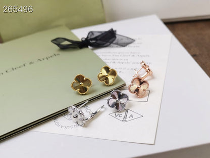 ¡®Moco¡¯CLOVER MEDIUM STUD EARRINGS
