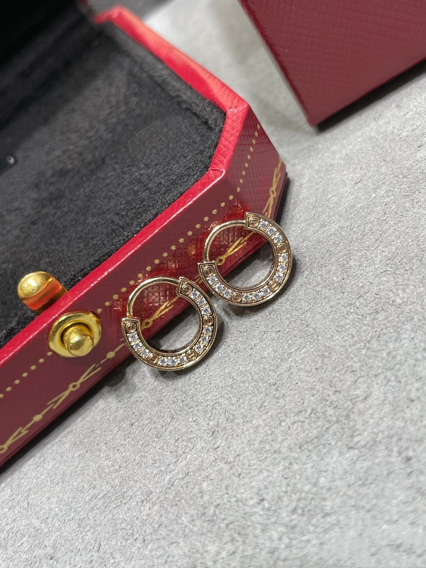 ¡®Moco¡¯LOVE DIAMOND EARRINGS