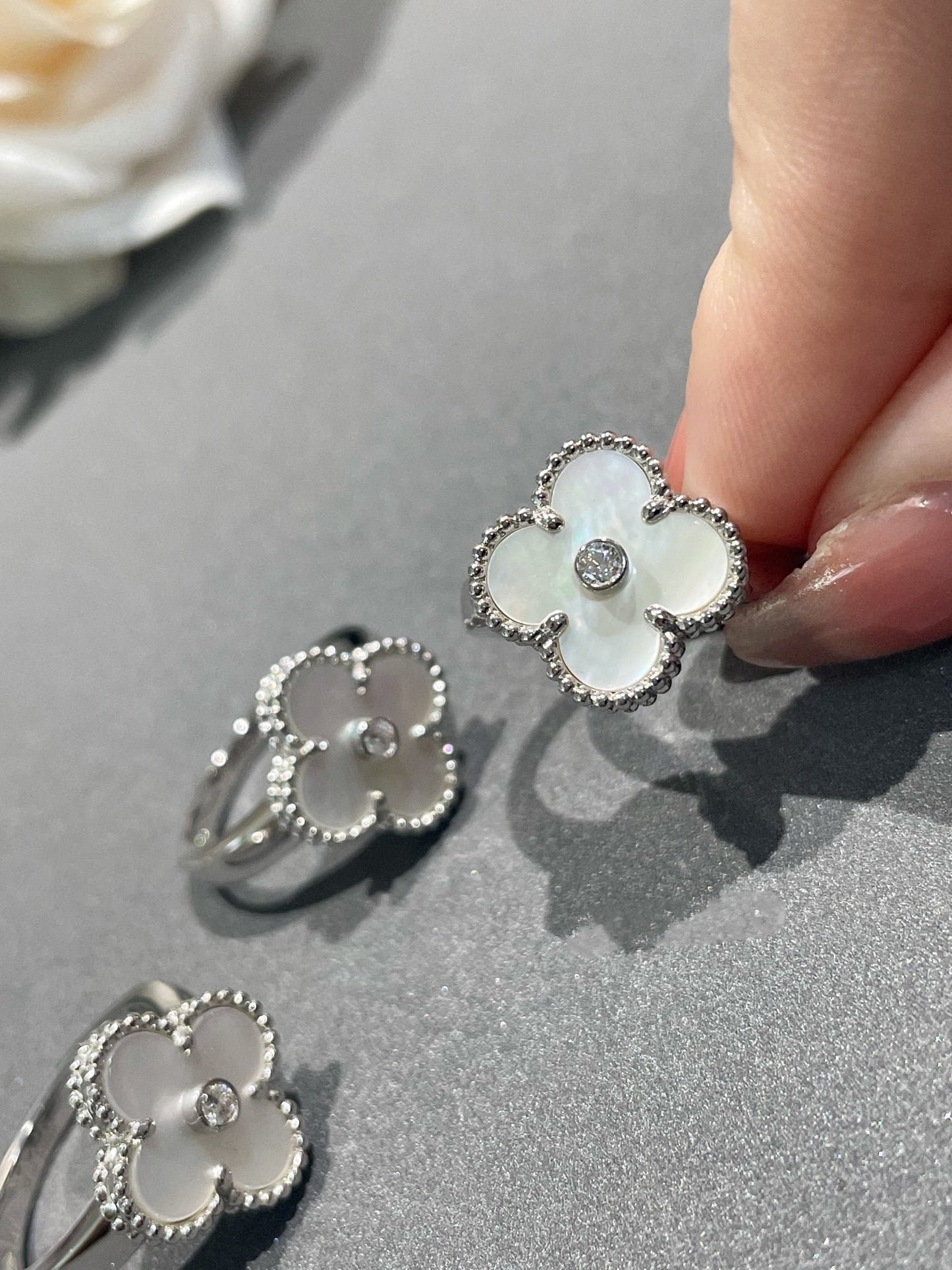 ¡®Moco¡¯CLOVER SILVER MOP DIAMOND RING