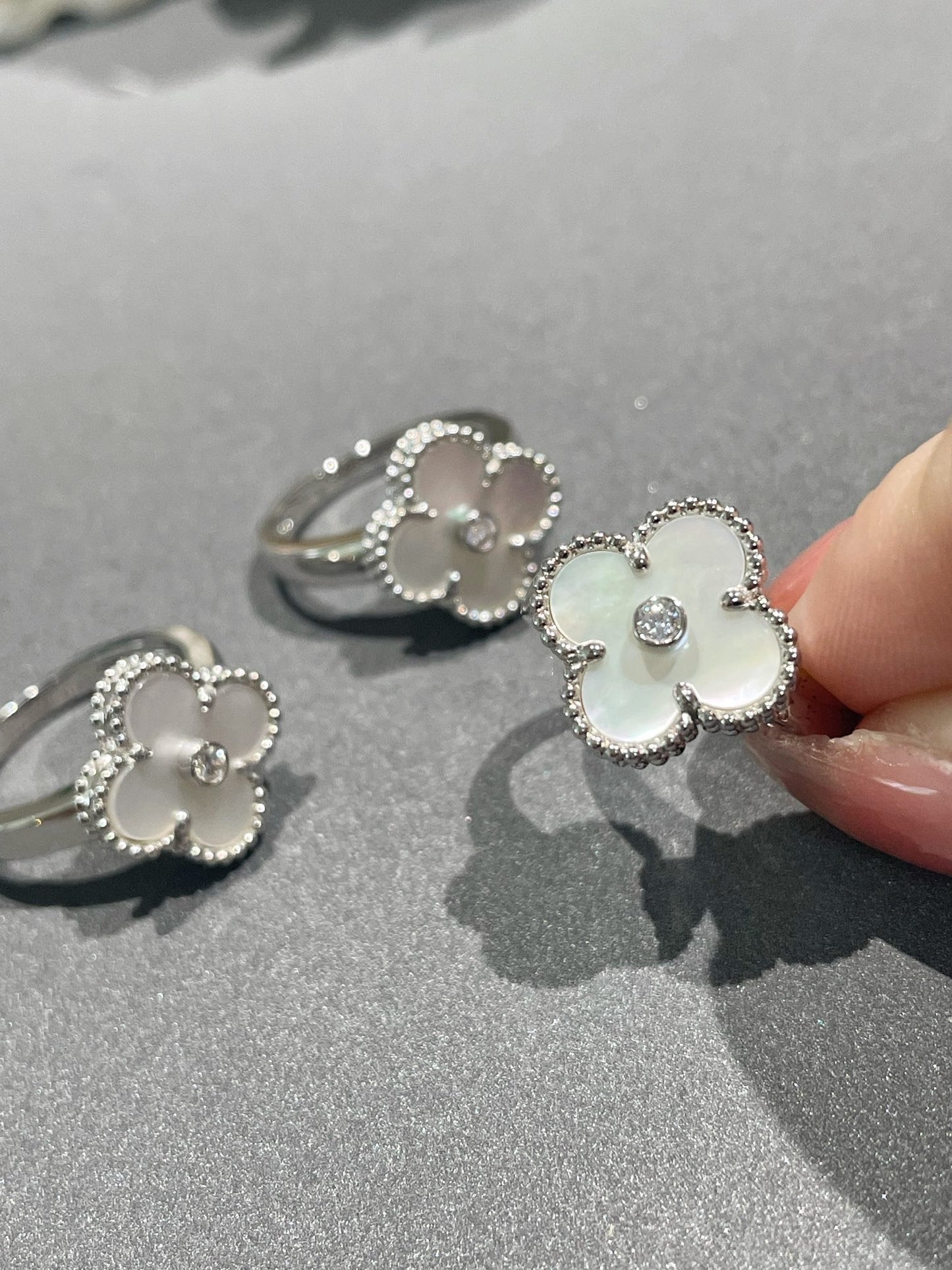 ¡®Moco¡¯CLOVER SILVER MOP DIAMOND RING