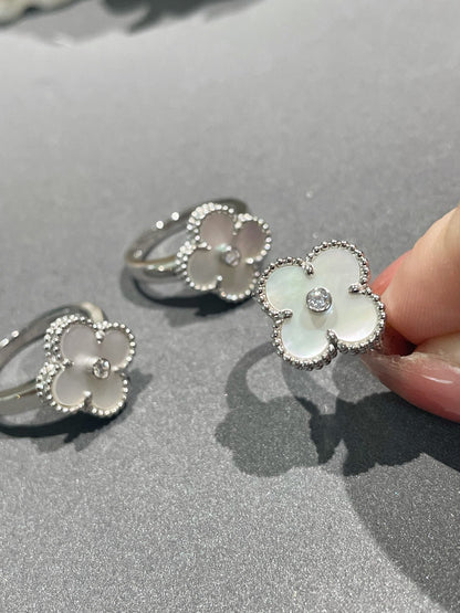 ¡®Moco¡¯CLOVER SILVER MOP DIAMOND RING