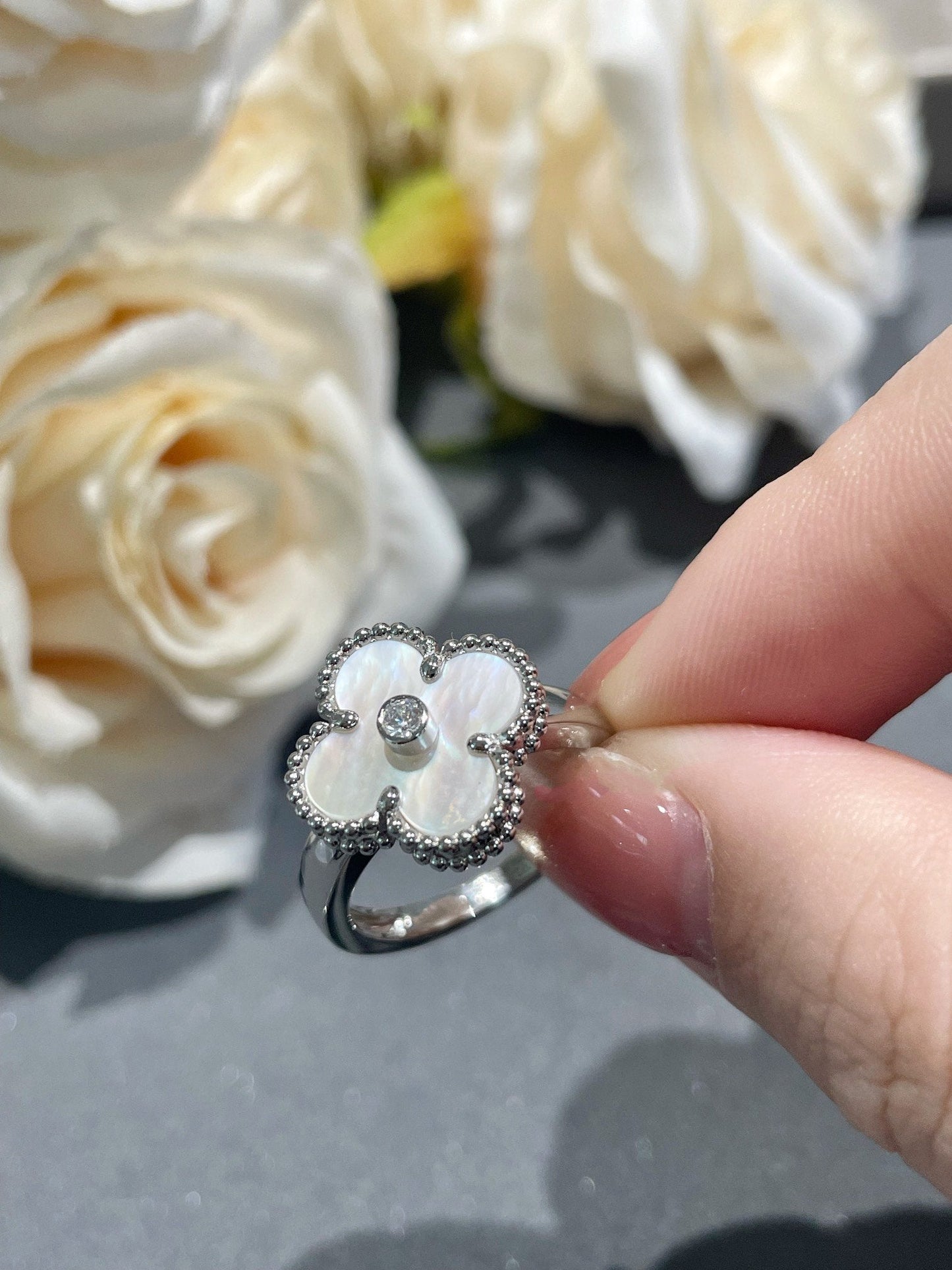 ¡®Moco¡¯CLOVER SILVER MOP DIAMOND RING