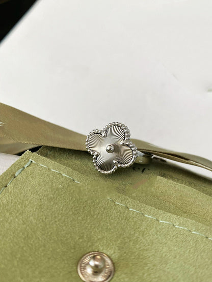 ¡®Moco¡¯CLOVER SILVER RING