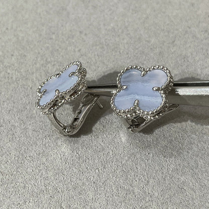 ¡®Moco¡¯CLOVER CHALCEDONY SILVER STUD EARRINGS
