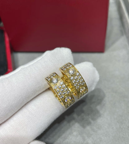 ¡®Moco¡¯LOVE 5.5MM DIAMOND PAVED EARRINGS