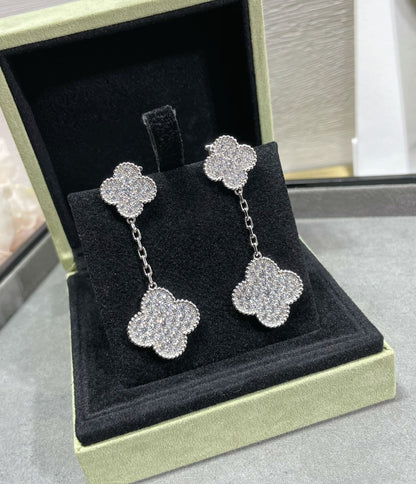 ¡®Moco¡¯CLOVER 2 MOTIFS DIAMOND PAVED SILVER EARRINGS