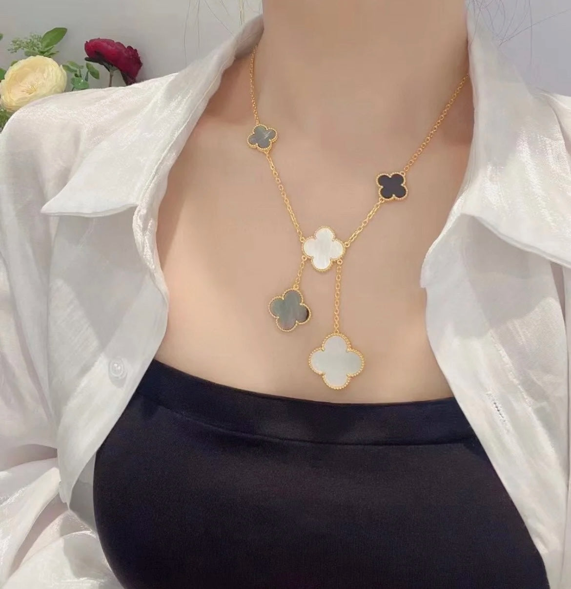 ¡®Moco¡¯CLOVER 6 MOTIF MOP ONYX GOLD NECKLACE
