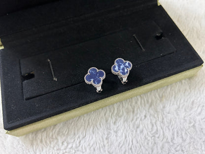 ¡®Moco¡¯CLOVER PIETERSITE MEDIUM STUD EARRINGS