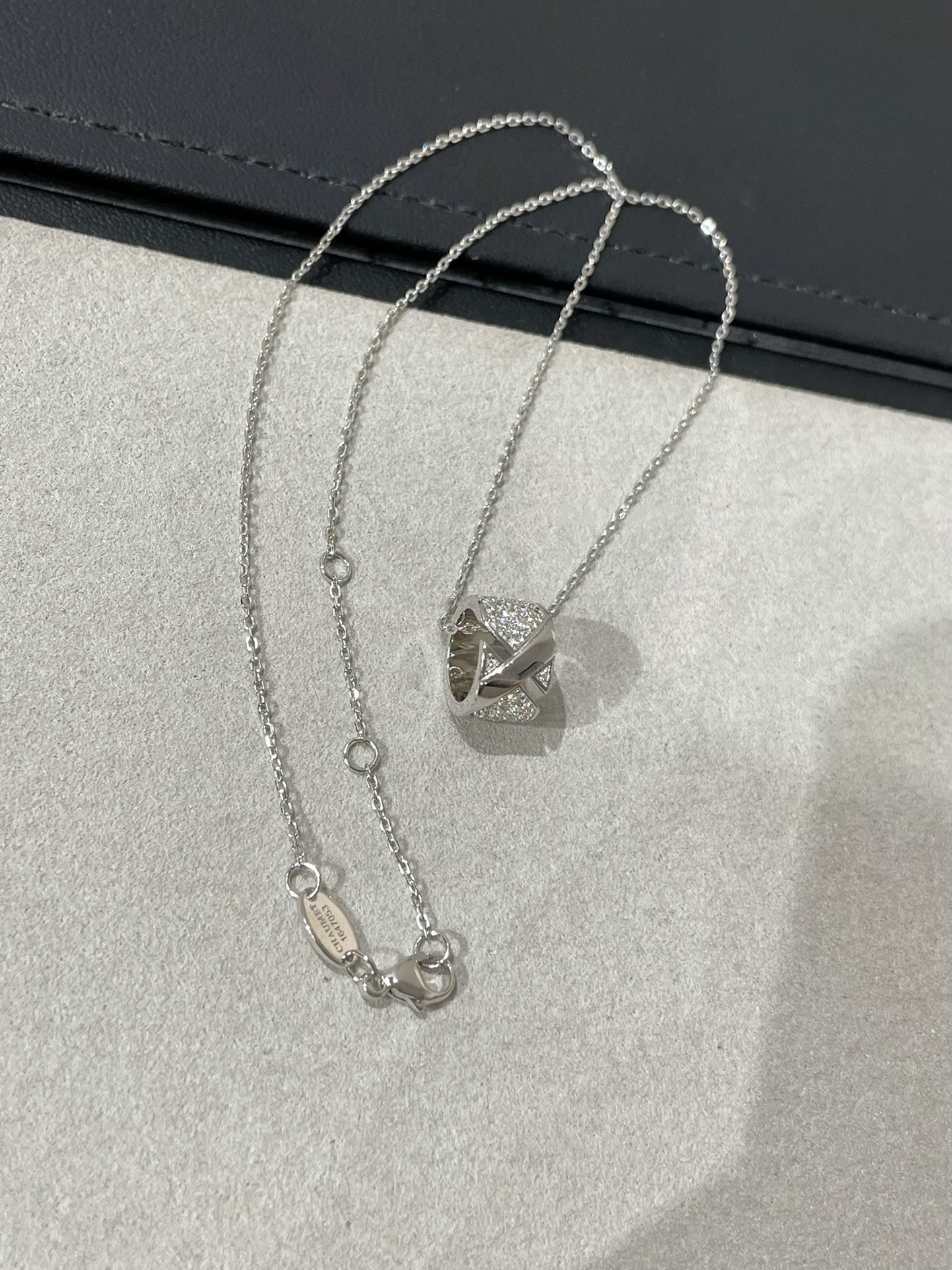 ¡®Moco¡¯LIENS EVIDENCE DIAMOND PAVED NECKLACE