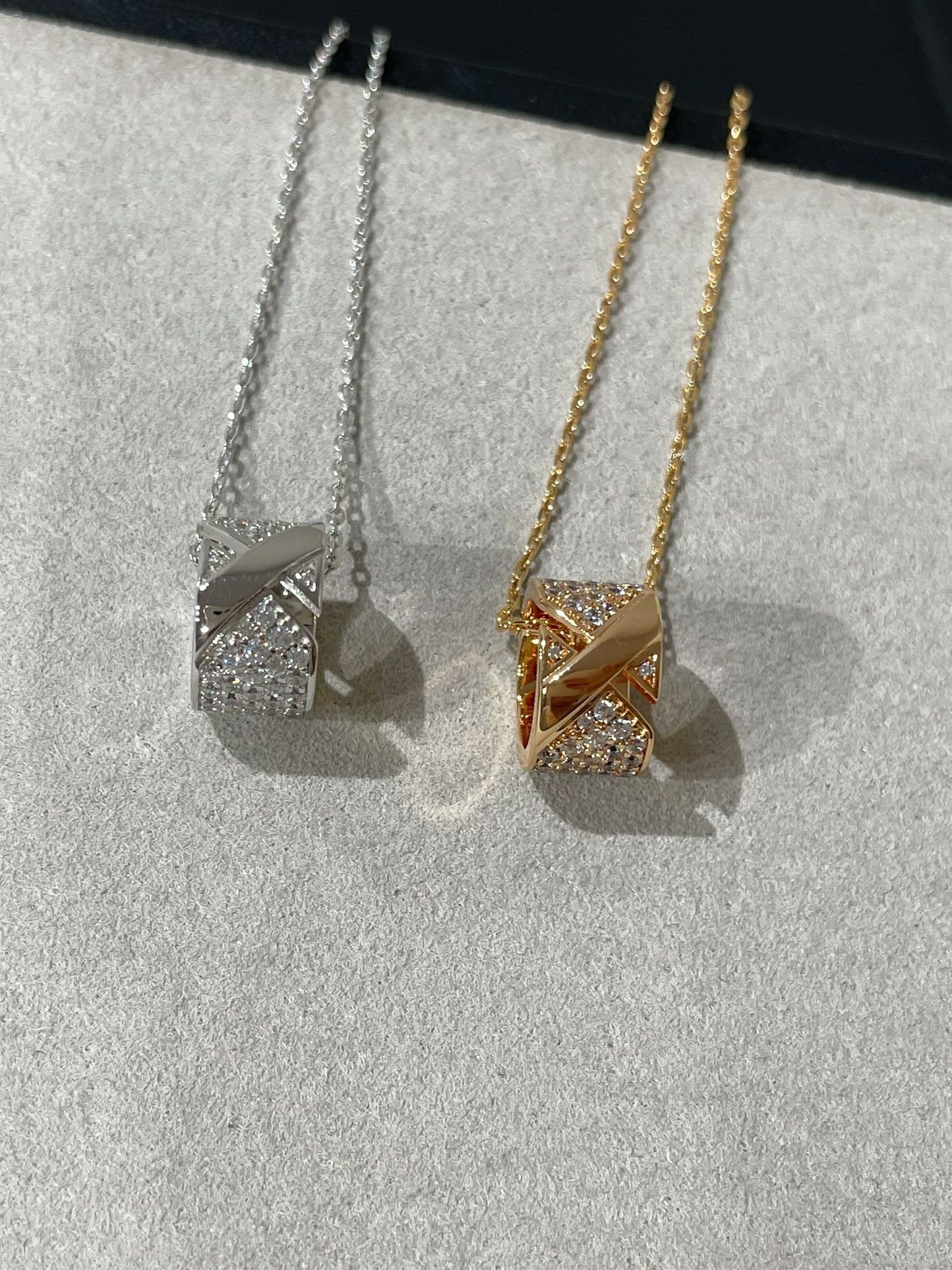 ¡®Moco¡¯LIENS EVIDENCE DIAMOND PAVED NECKLACE