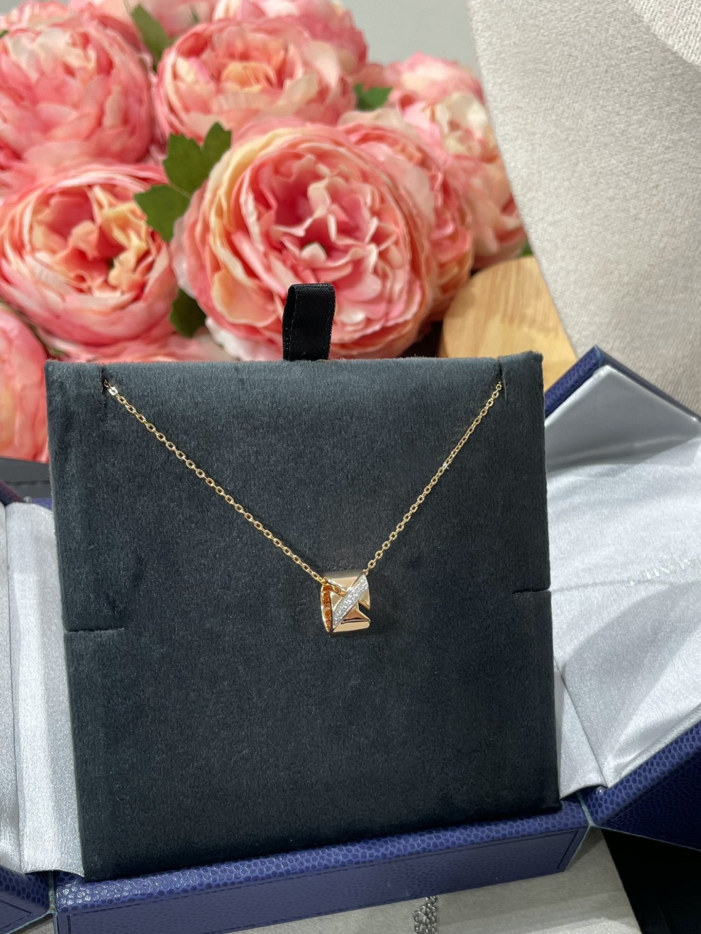 ¡®Moco¡¯LIENS EVIDENCE DIAMOND NECKLACE
