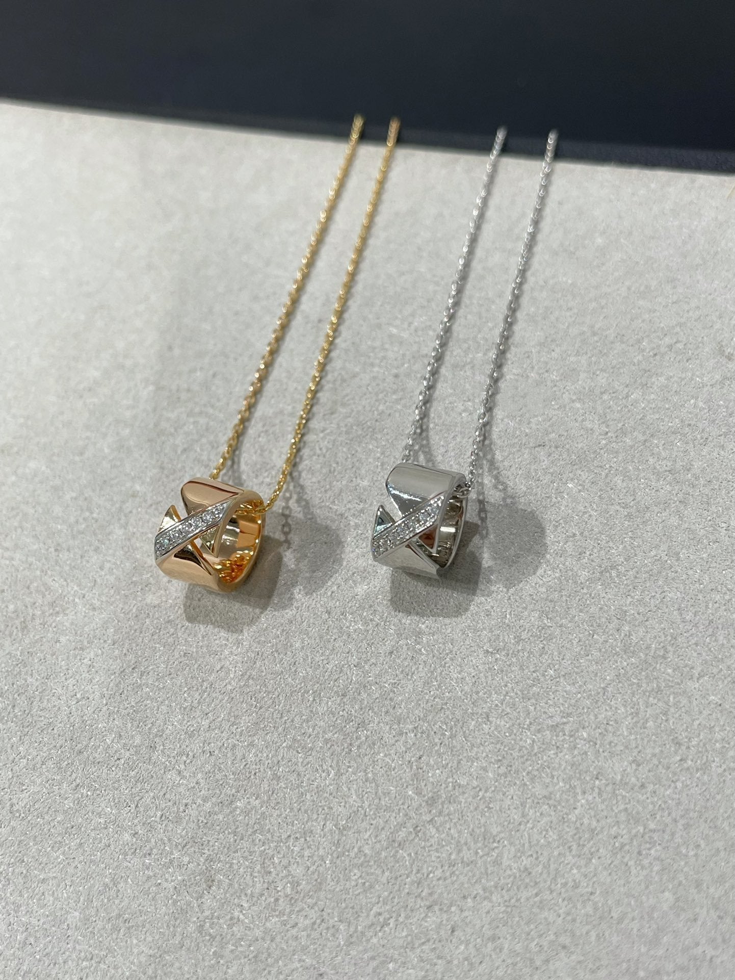 ¡®Moco¡¯LIENS EVIDENCE DIAMOND NECKLACE