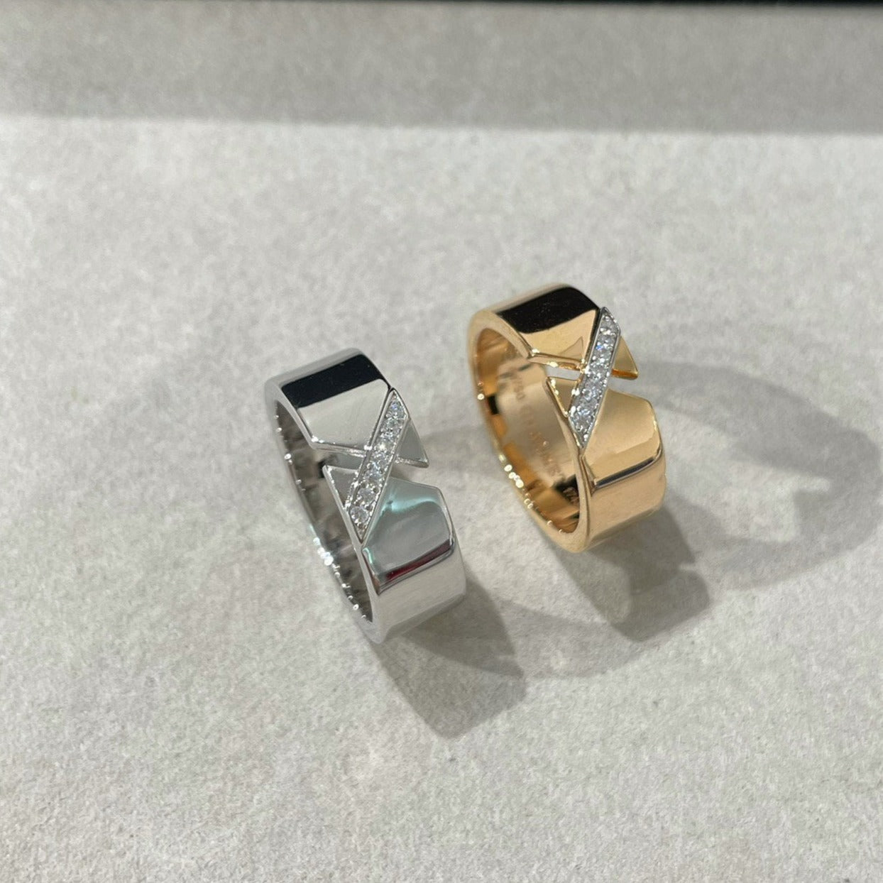 ¡®Moco¡¯LIENS EVIDENCE DIAOMOND RING
