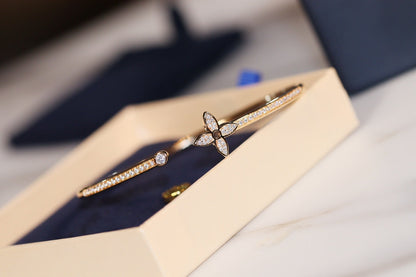 ¡®Moco¡¯IDYLLE GOLD OPEN BRACELET DIAMOND PAVED