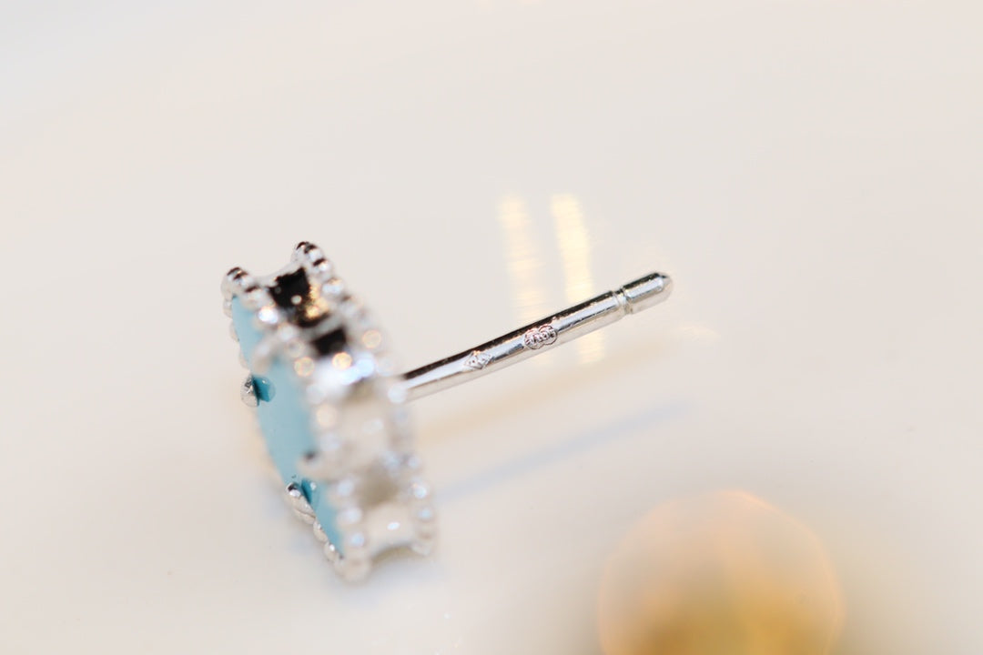¡®Moco¡¯CLOVER MINI TURQUOISE SILVER STUD EARRINGS
