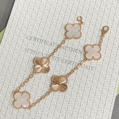[Moco]New CLOVER WHITE PEARL MOP 5 MOTIF BRACELET COLLECTION