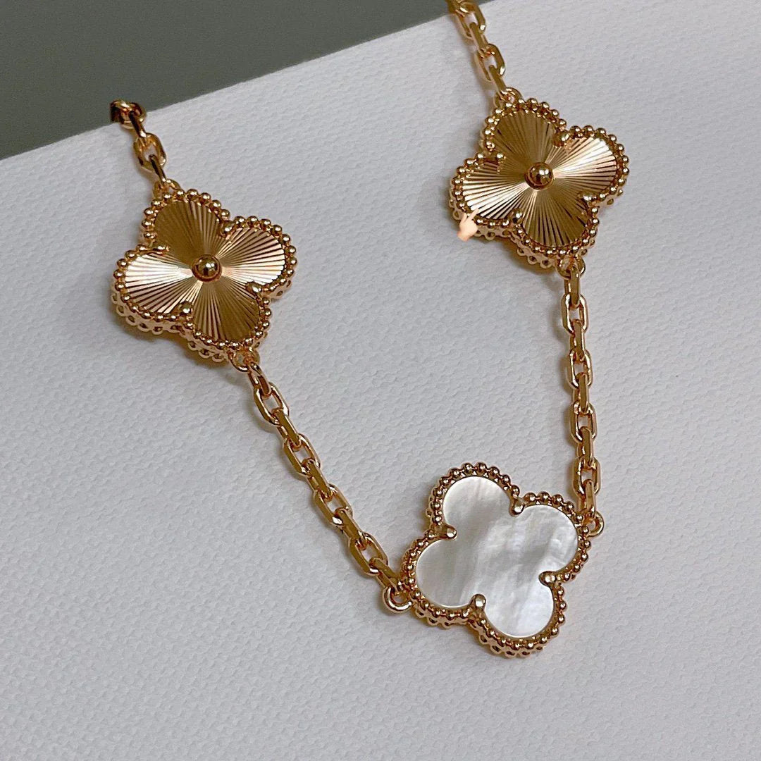 [Moco]New CLOVER WHITE PEARL MOP 5 MOTIF BRACELET COLLECTION