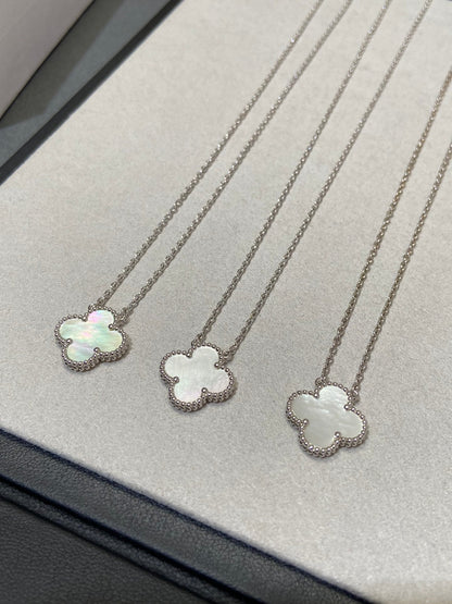 ¡®Moco¡¯CLOVER MEDIUM SILVER WHITE MOP NECKLACE