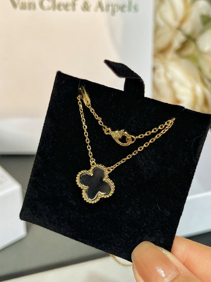¡®Moco¡¯CLOVER ROCK CRYSTAL ROSE GOLD NECKLACE