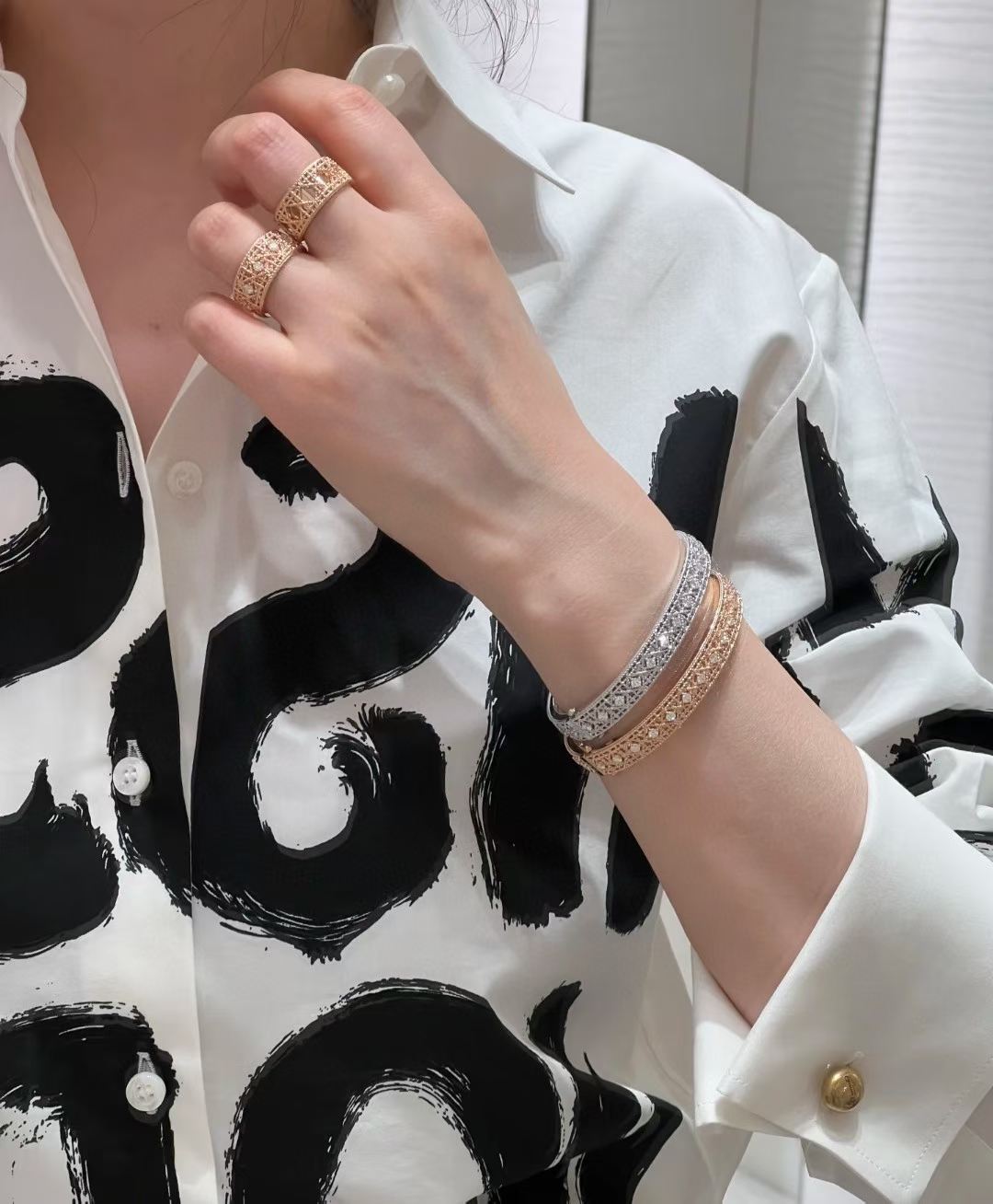 [Moco] 2026 WOVEN-PATTERN BRACELET SET WITH FULL DIAMOND INLAY THREE-COLORS