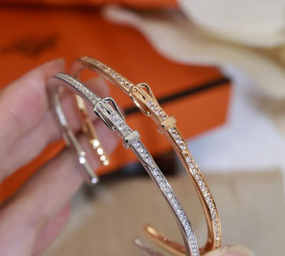 [Moco] DIAMOND-ENCRUSTED BRACELET THREE COLORS