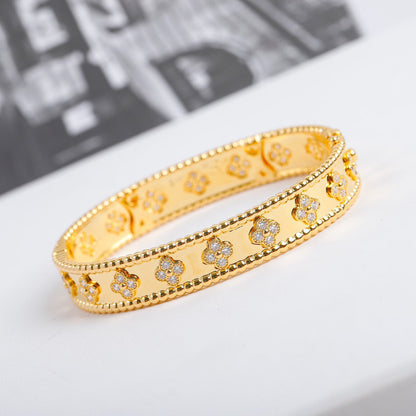 ¡®Moco¡¯CLOVER BRACELET 8MM DIAMONDS