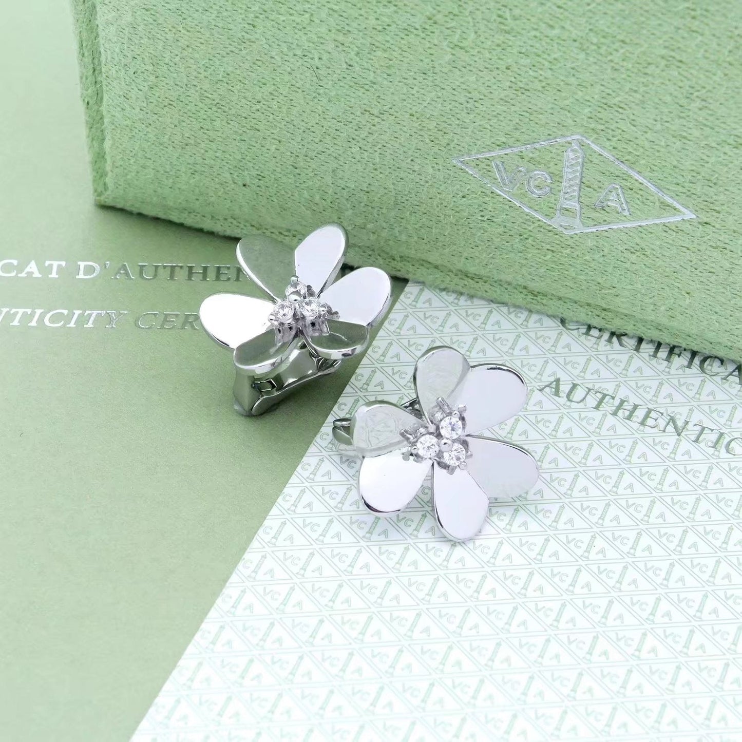 ¡®Moco¡¯FRIVOLE EARRINGS- LARGE MODEL