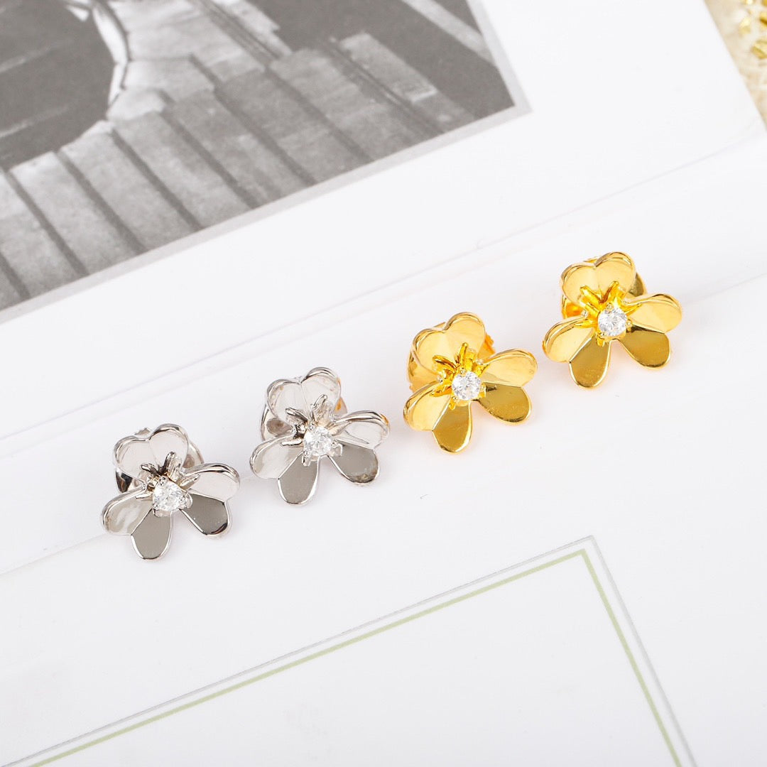 ¡®Moco¡¯FRIVOLE MINI FLOWER EARRINGS