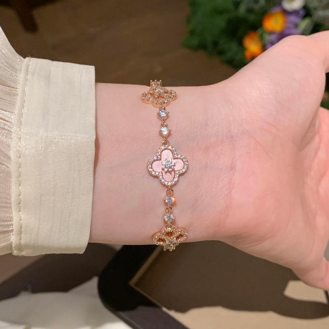 ¡®Moco¡¯CLOVER 5 MOTIF PINK BLUE RED WHITE BRACELET
