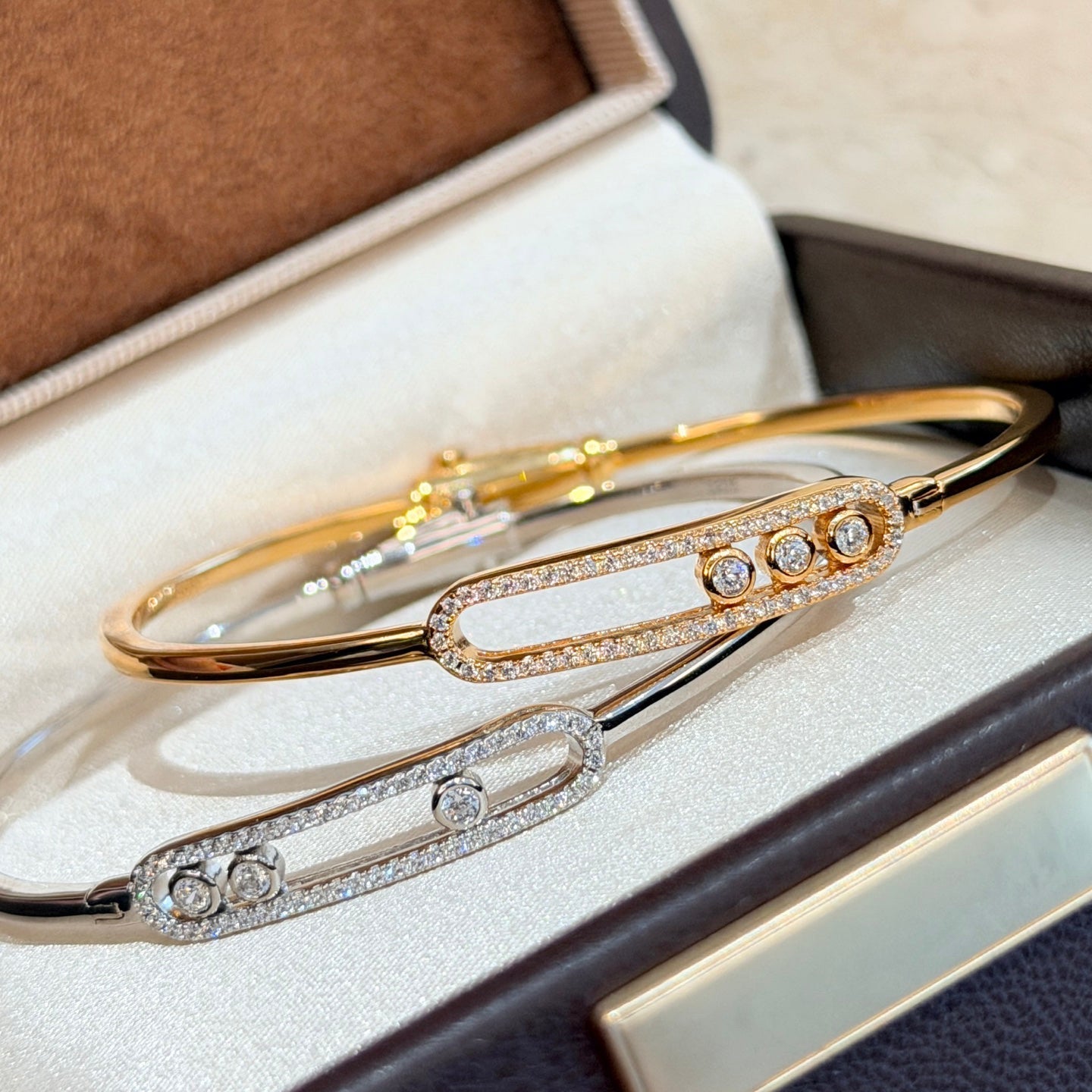 [ Moco ]Move Pavé Diamond Bangle Bracelet M