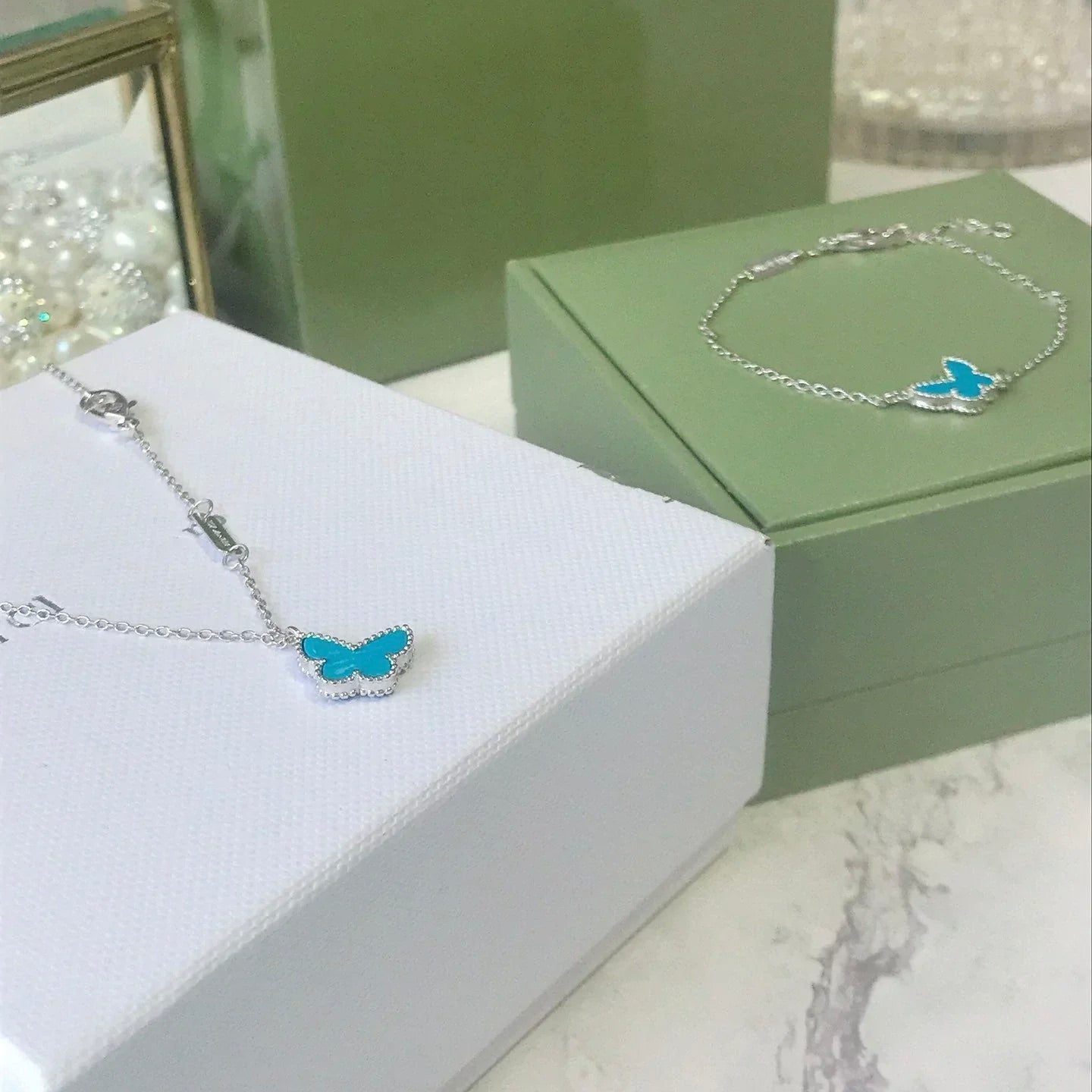 ¡®Moco¡¯BUTTERFLY TURQUOISE BUTTERFLY BRACELET SILVER