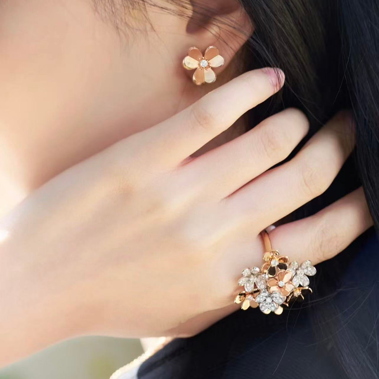 ¡®Moco¡¯FRIVOLE MINI FLOWER EARRINGS