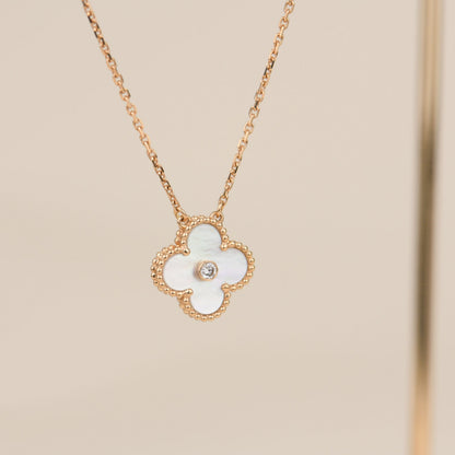 ¡®Moco¡¯CLOVER 15MM DIAMOND WHITE FRITILLARIA NECKLACE