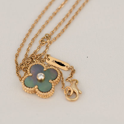 ¡®Moco¡¯CLOVER 15MM DIAMOND AND MOTHER-OF-GREY NECKLACE