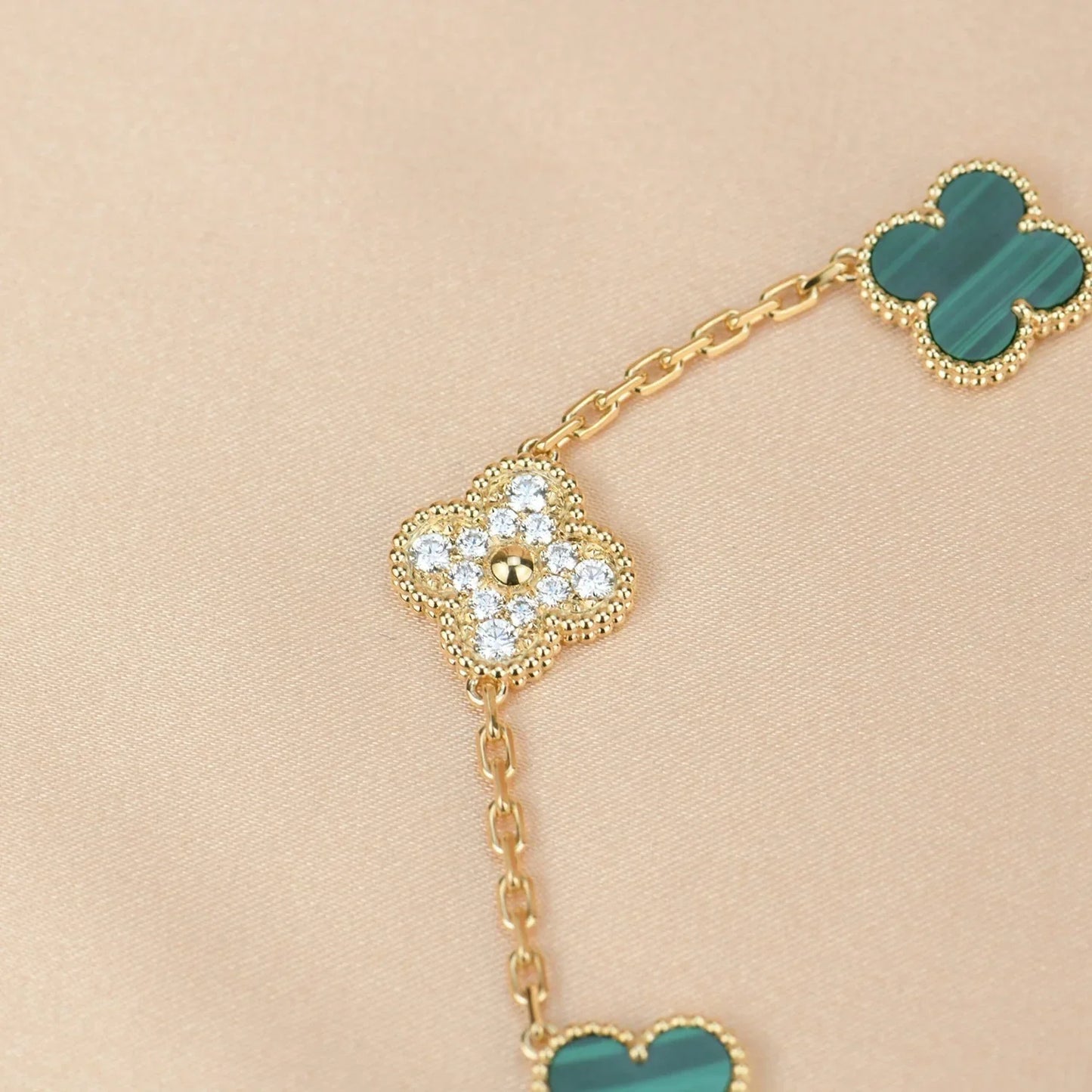 [Moco]New  CLOVER 5 MOTIF MALACHITE BRACELET COLLECTION