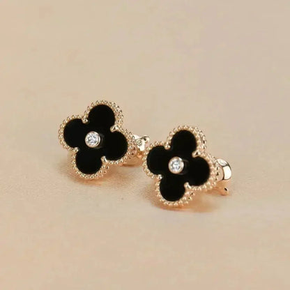 ¡®Moco¡¯CLOVER MEDIUM 1 MOTIFS ONYX DIAMOND EARRINGS