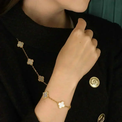 [Moco]New CLOVER WHITE PEARL MOP 5 MOTIF BRACELET COLLECTION