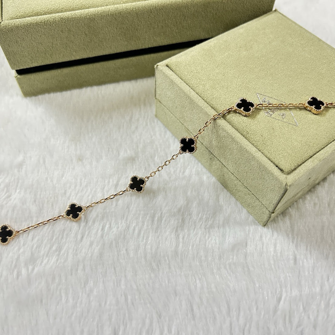 [¡®Moco¡¯]CLOVER 6 MOTIF  ONYXS BRACELET