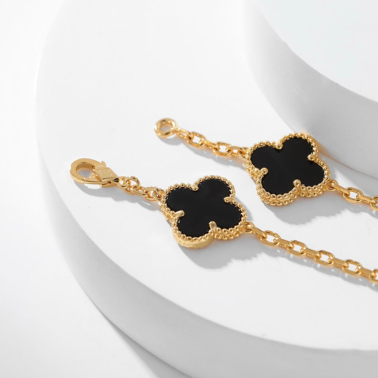 ¡®Moco¡¯CLOVER 10 MOTIFS ONYX NECKLACE