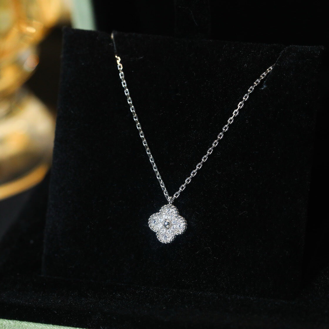 ¡®Moco¡¯CLOVER MINI 9.5MM PENDANT DIAMOND NECKLACE