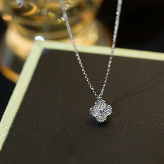 ¡®Moco¡¯CLOVER MINI 9.5MM PENDANT DIAMOND NECKLACE