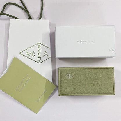 ¡®Moco¡¯VA CLOVER BRACELET NECKLACE RING BOX GIFT BAG