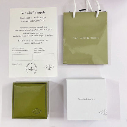 ¡®Moco¡¯VA CLOVER BRACELET NECKLACE RING BOX GIFT BAG