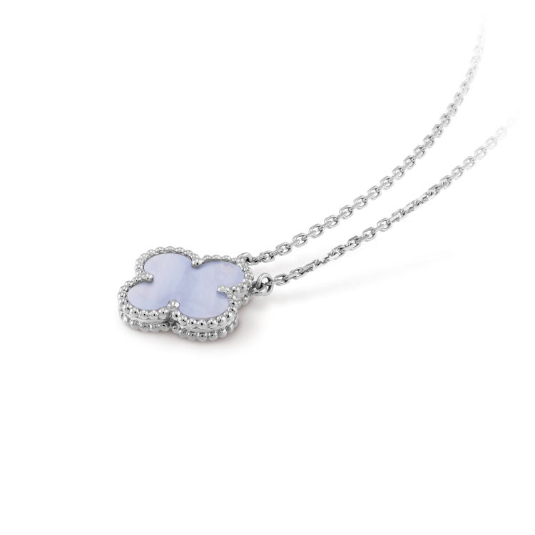 ¡®Moco¡¯CLOVER 15MM BLUE CHALCEDONY NECKLACE SILVER