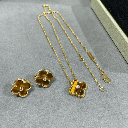 ¡®Moco¡¯CLOVER 15MM DIAMOND AND YELLOW TIGER'S EYE AGATE necklace