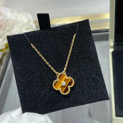 ¡®Moco¡¯CLOVER 15MM DIAMOND AND YELLOW TIGER'S EYE AGATE necklace