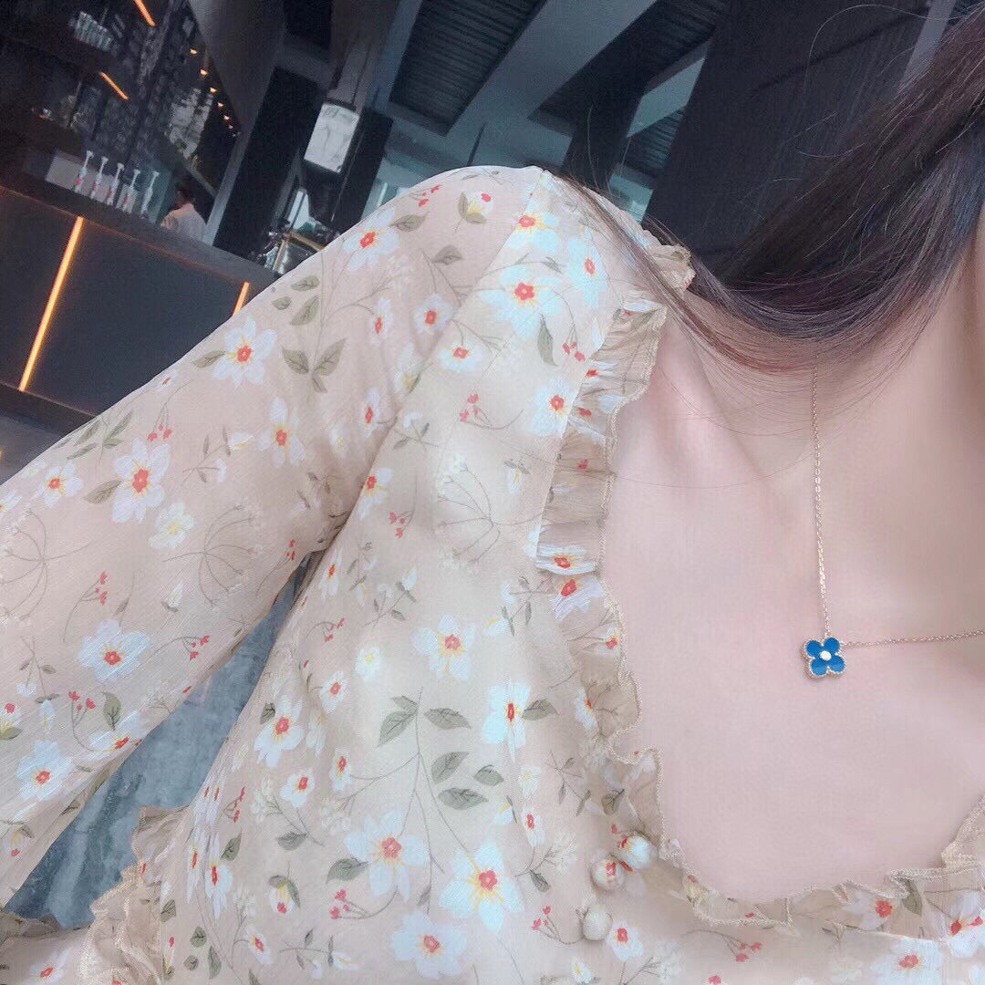 ¡®Moco¡¯CLOVER 15MM DIAMOND AND BLUE AGATE NECKLACE