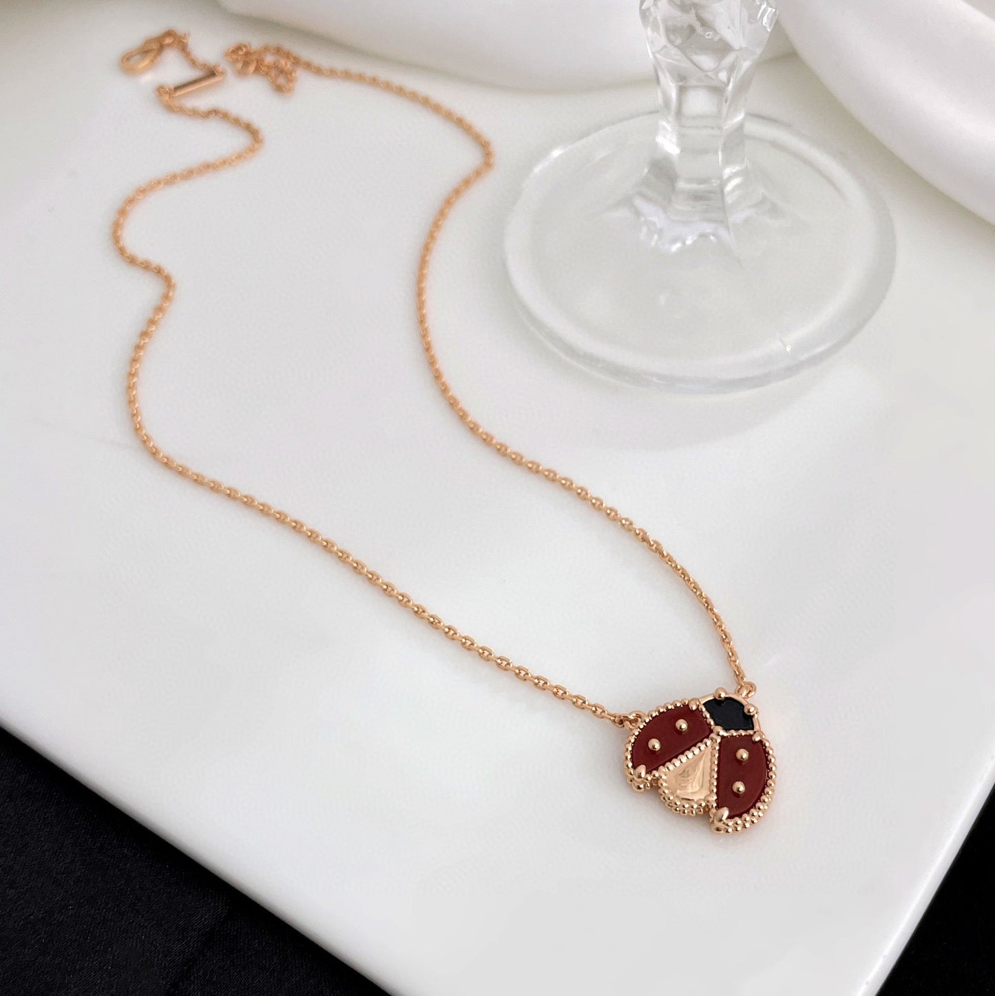 ¡®Moco¡¯LUCKY  CARNELIANS LADYBUG NECKLACE