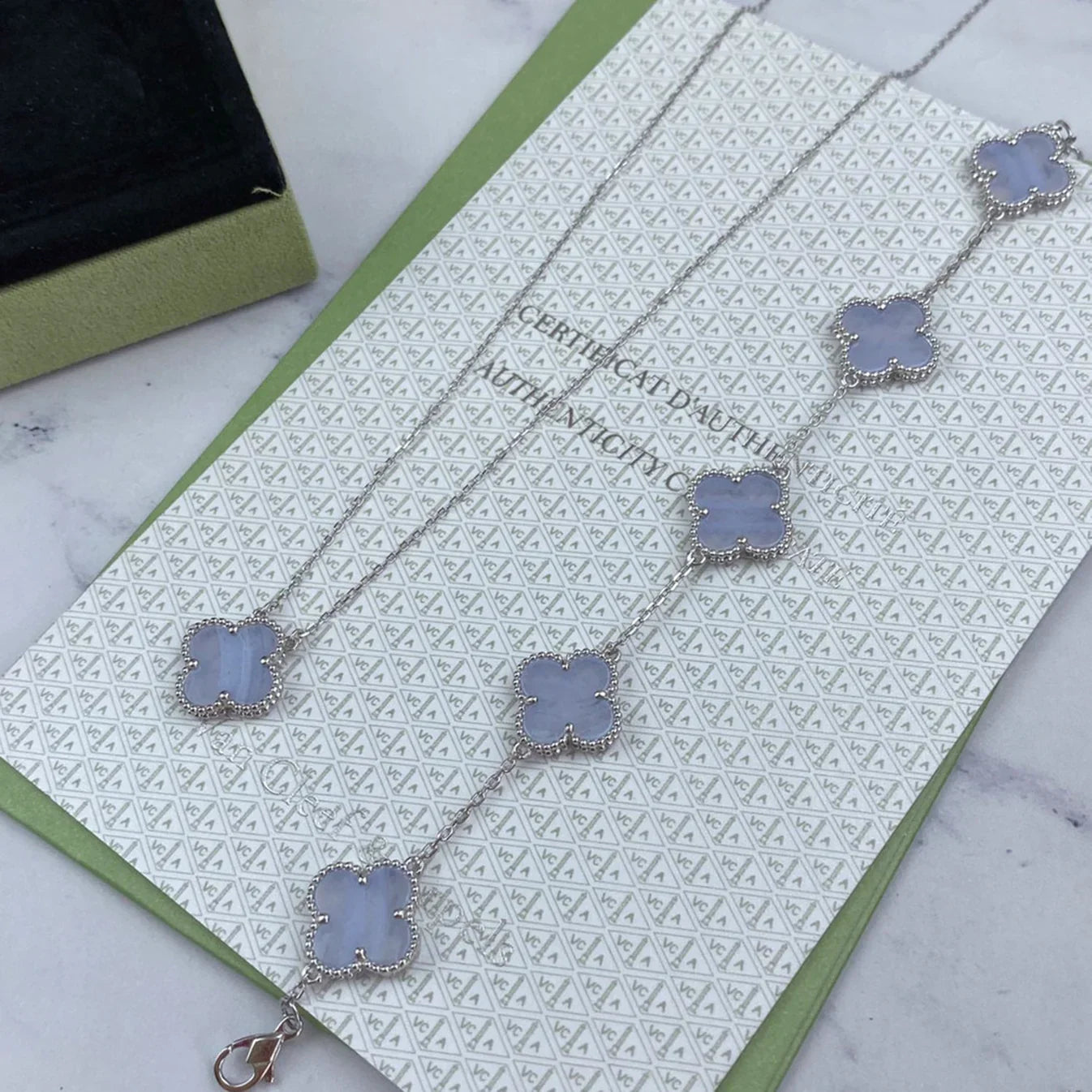 [Moco]New  CLOVER 5 MOTIF PURPLE CHALCEDONY BRACELET COLLECTION