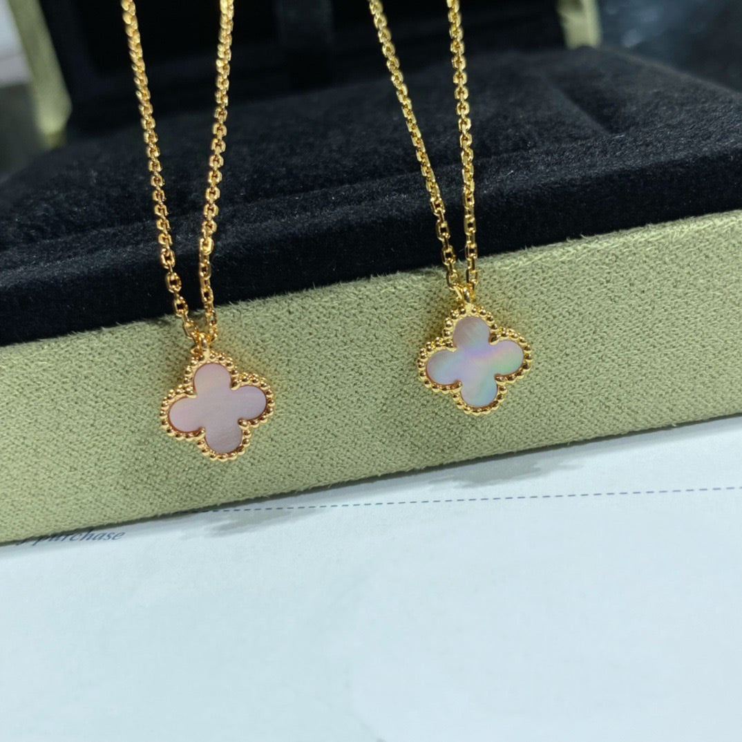 ¡®Moco¡¯CLOVER 15MM PINK MOTHER-OF-PEARL SINGLE FLOWER NECKLACE